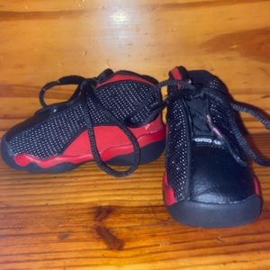 ❤️SOLD❤️Red and Black Jordan’s. Size: 5